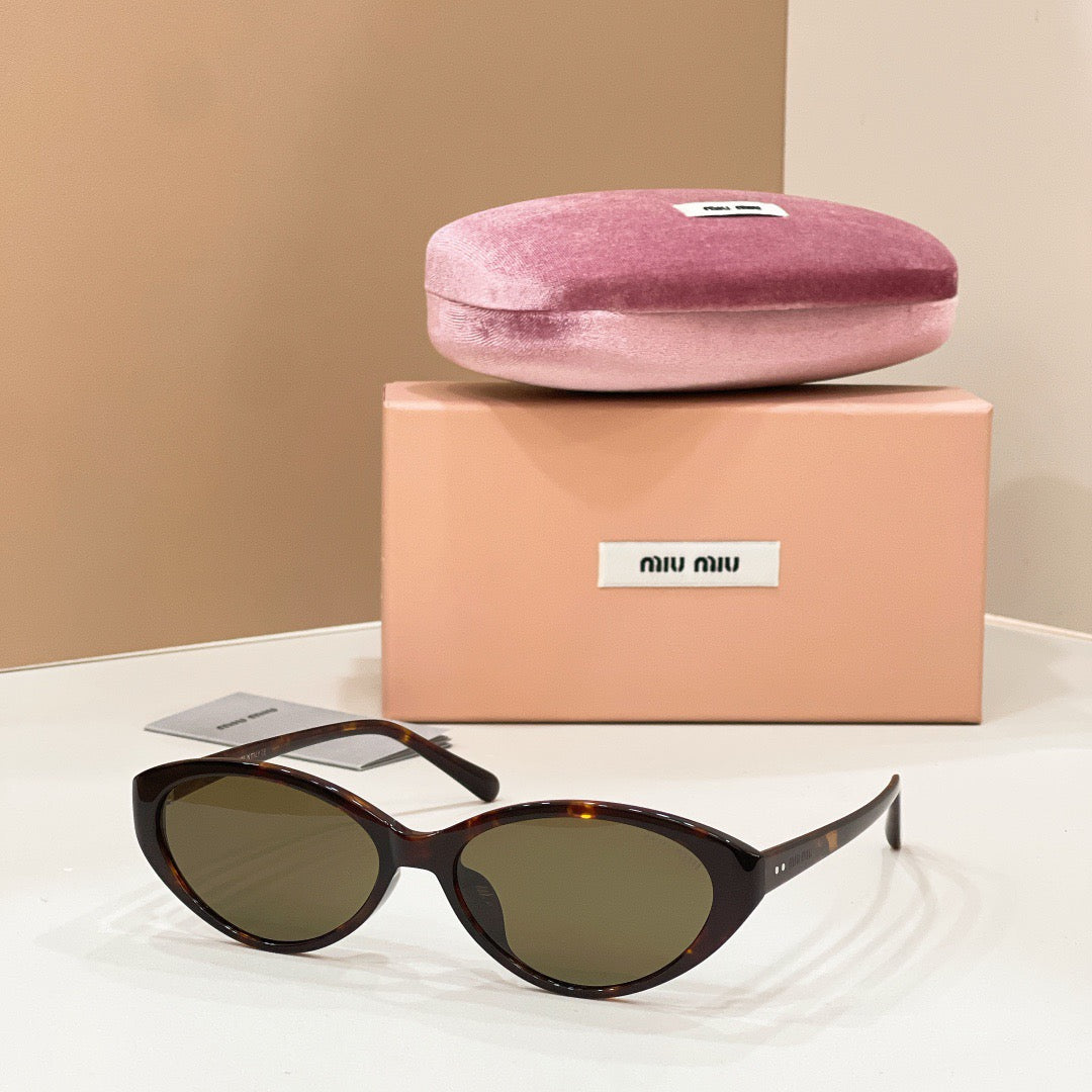 MIU M SUNGLASSES