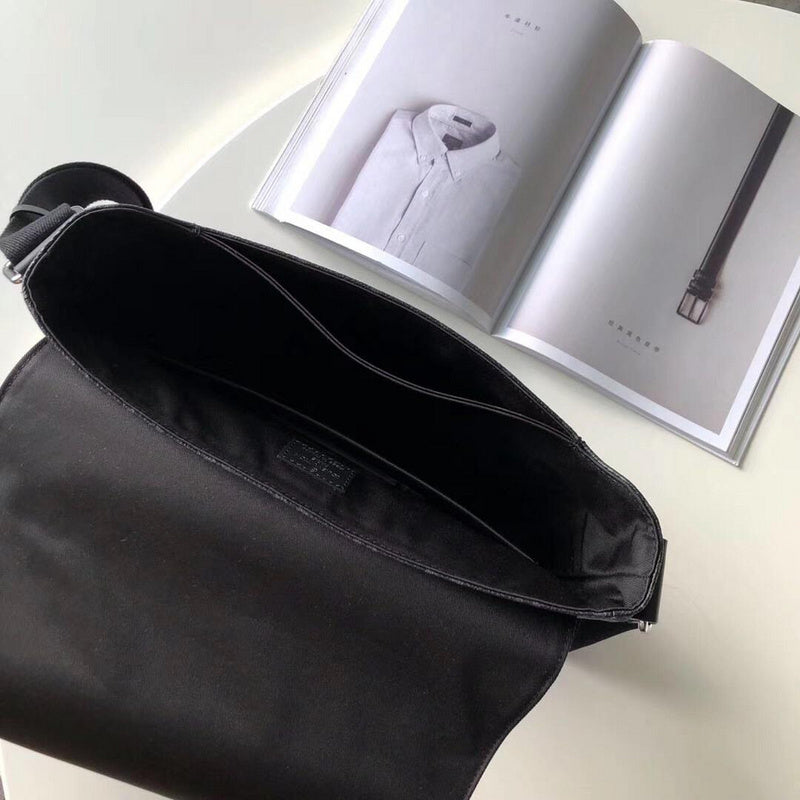 I W Fashion Lu-Vi bags - 17833