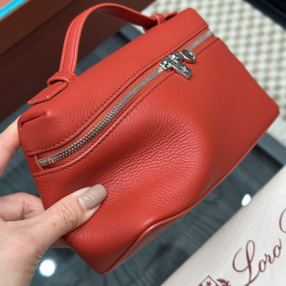 LORO P EXTRA POCKET L19 BAG