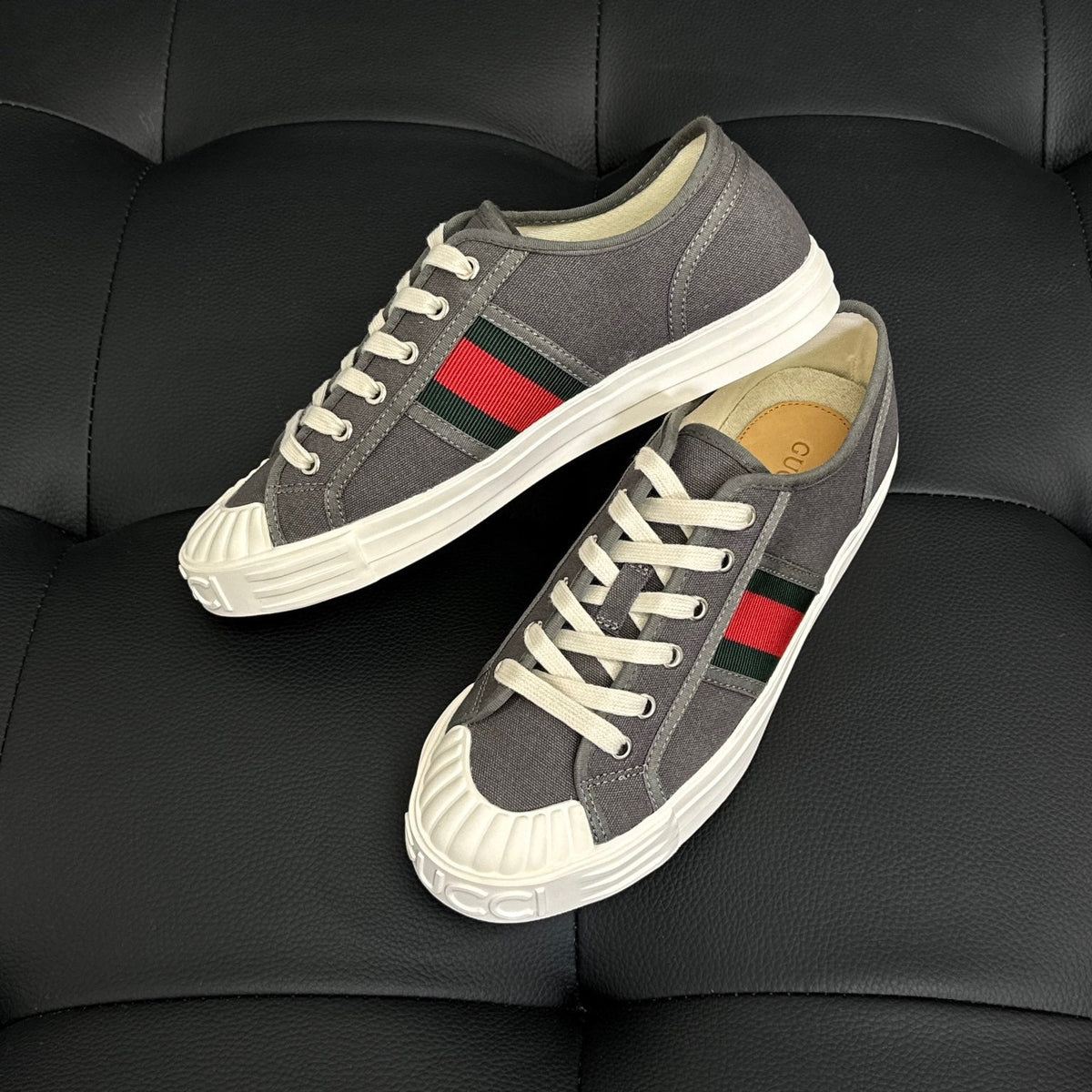 GG SNEAKERS