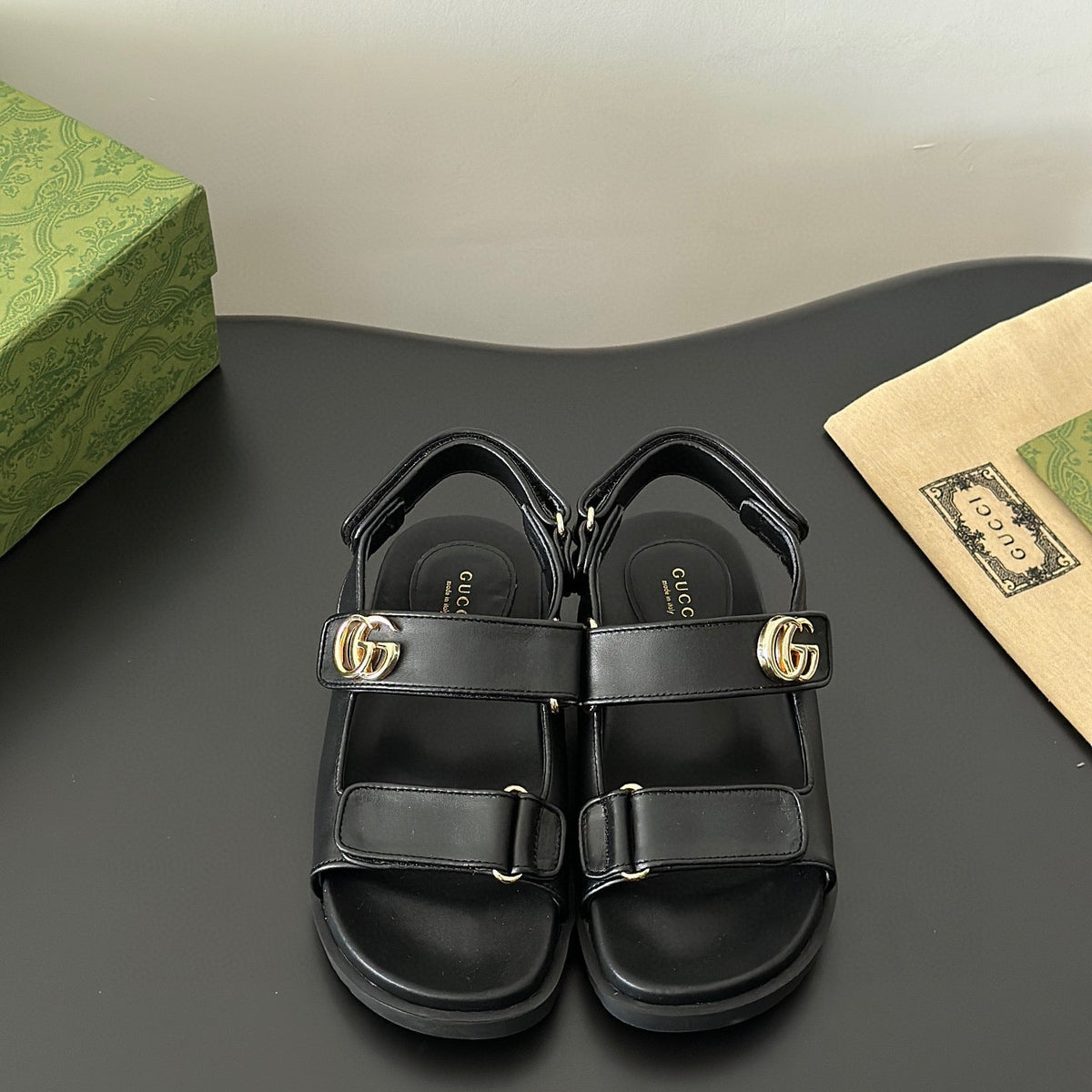 GG SANDALS