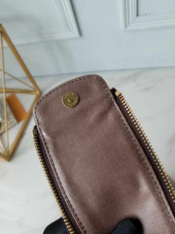 I W Fashion Lu-Vi bags - 17475