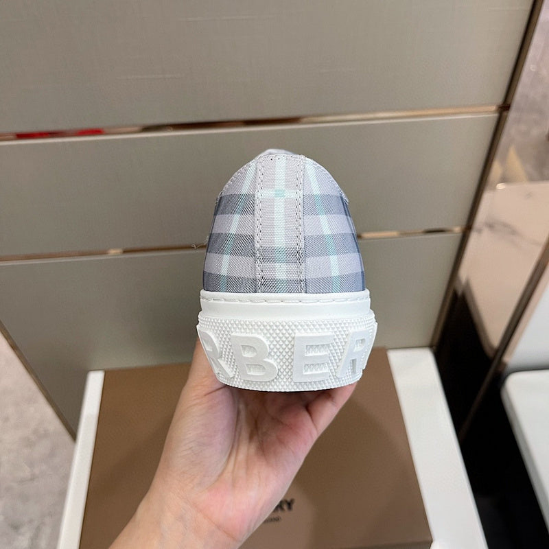 Burberry Luxury Shoes