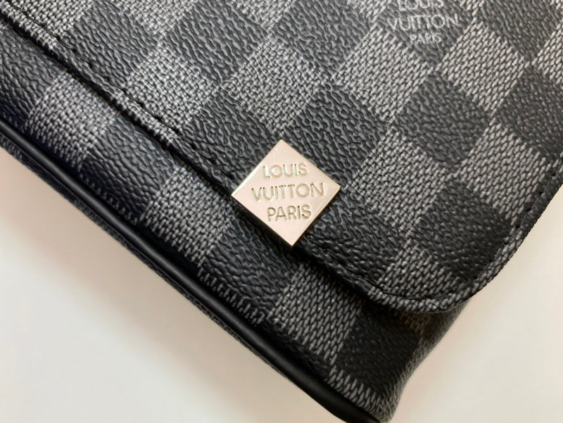 I W Fashion Lu-Vi bags - 17652