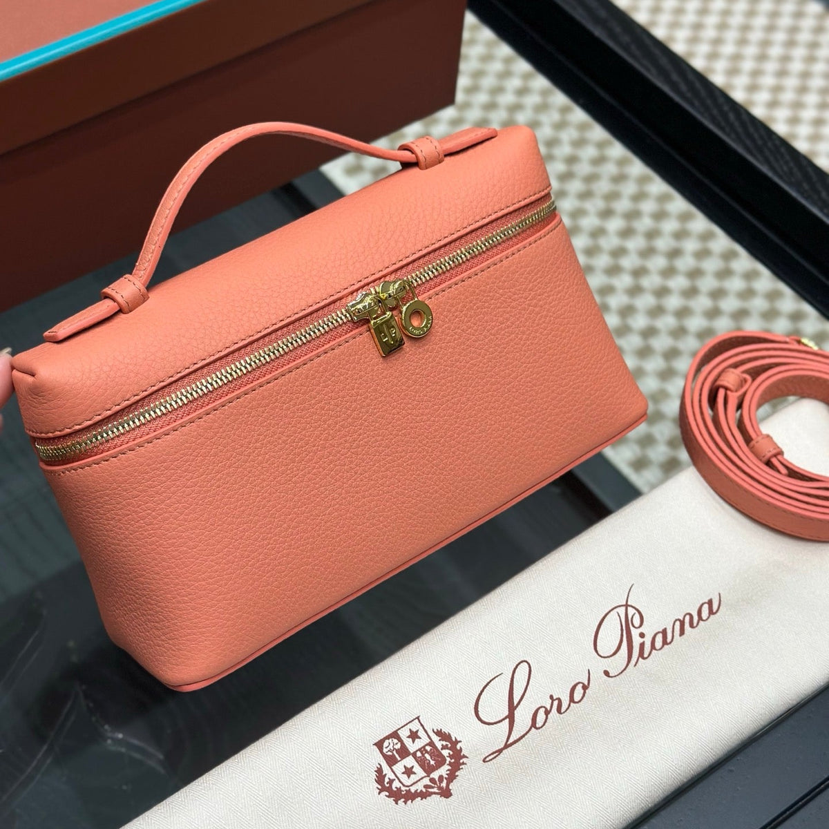 LORO P EXTRA POCKET L19 BAG