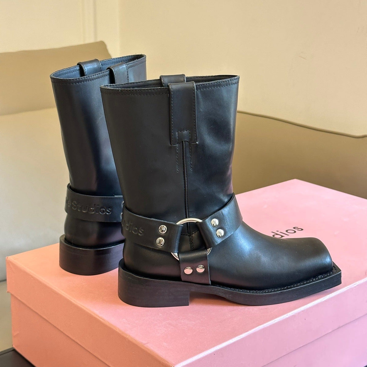 ACNE BOOTS