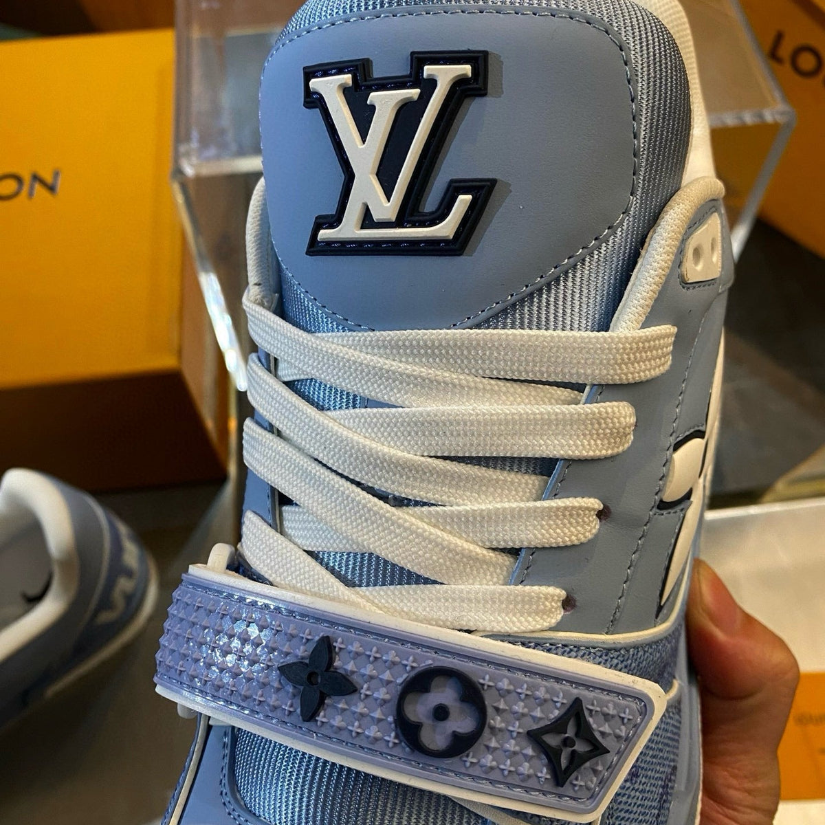 LOU TRAINERS