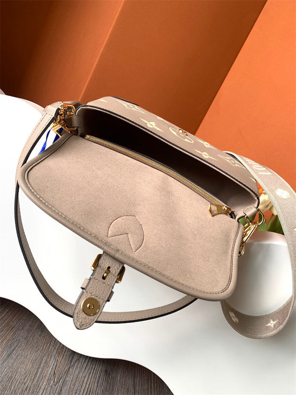 PHA - LOV Bags - 531