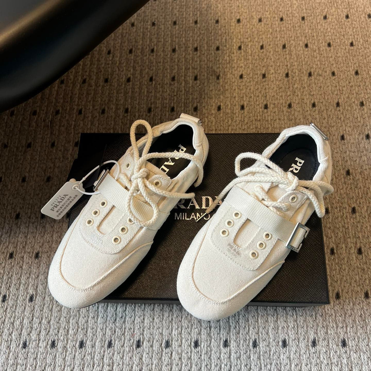 PD COLLAPSE SNEAKERS