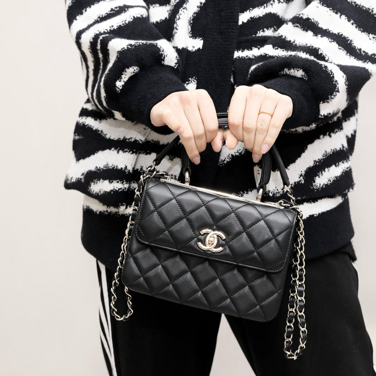 CC 24C MINI TRENDY BAG