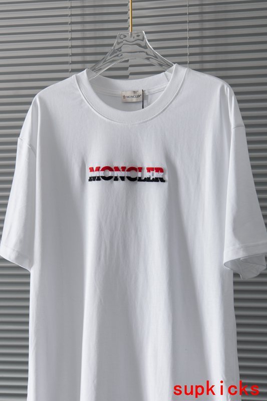 Moncler Luxury Cloth