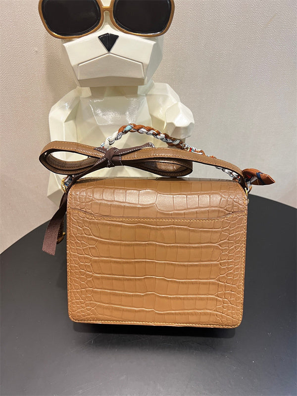 PHA - HMS Bags - 747