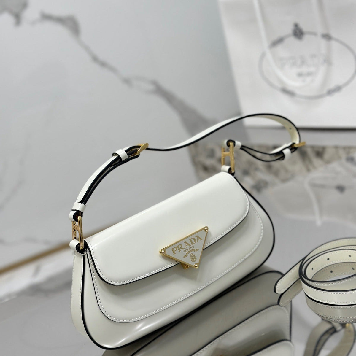 PD SHOULDER BAG