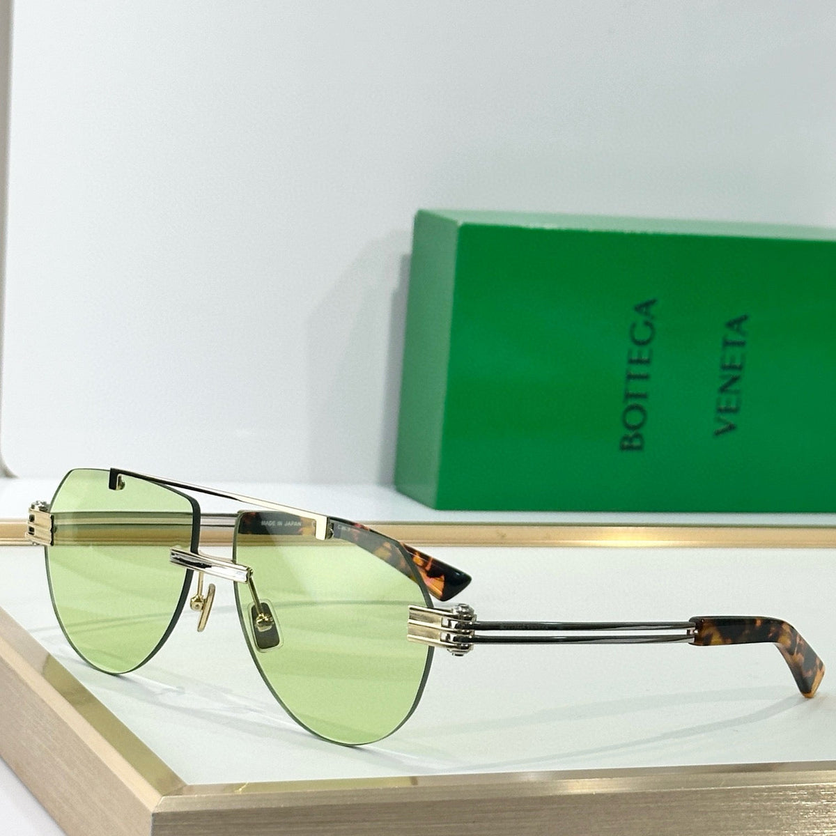 BOTT SUNGLASSES