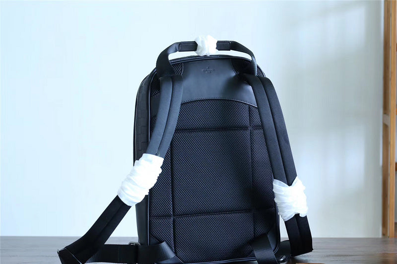 I W Fashion Lu-Vi bags - 9713