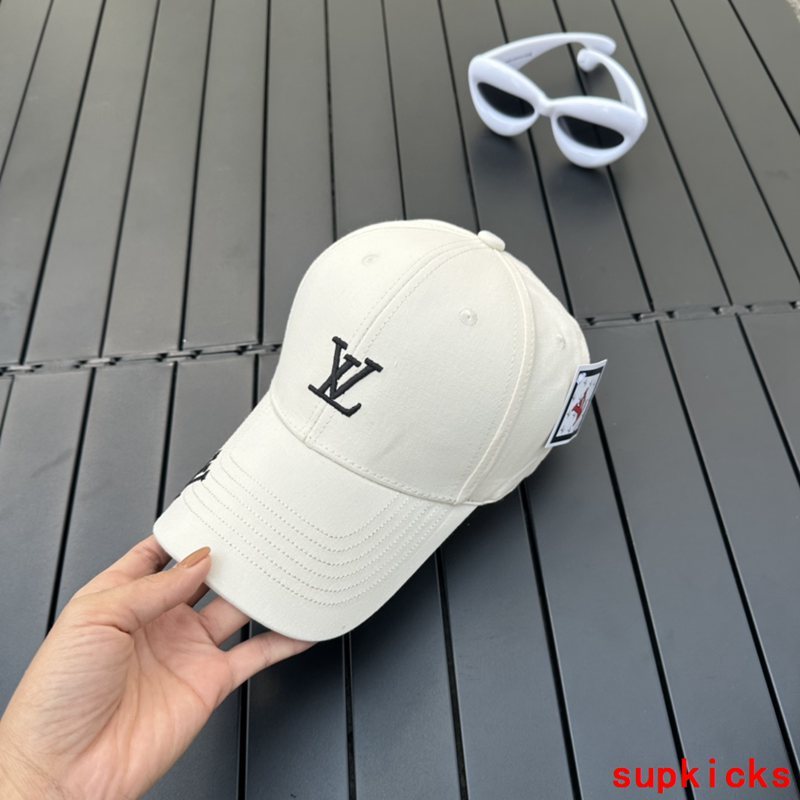 Louis Vuitton Luxury Cap