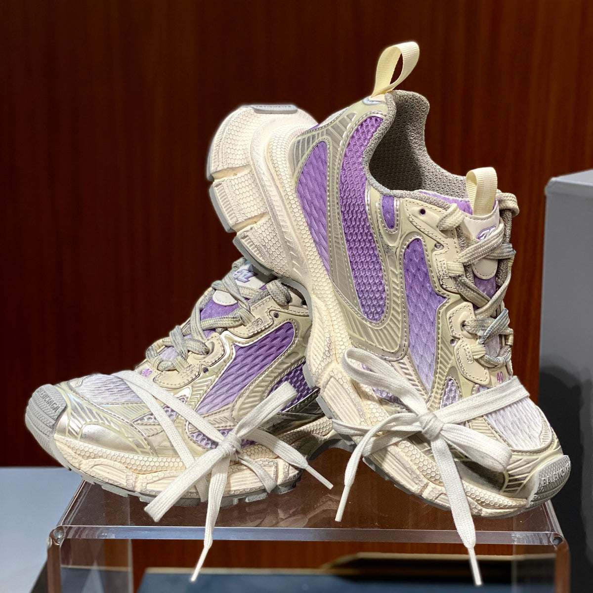 BAL 3XL TRAINERS