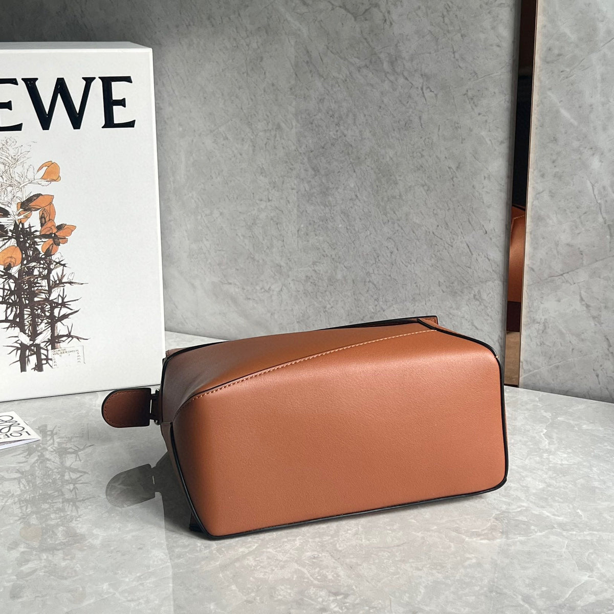 LOEW SMALL PUZZLE EDGE BAG