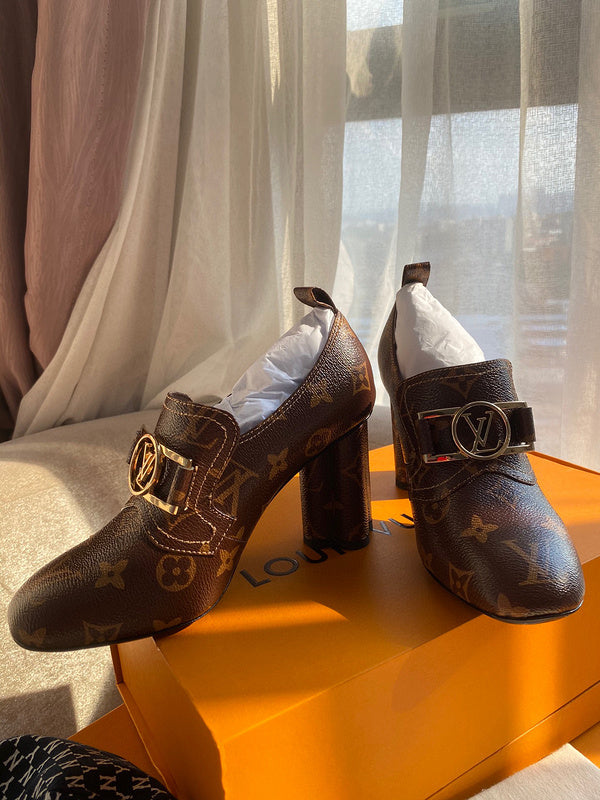 Louis Vuittion Luxury Shoes
