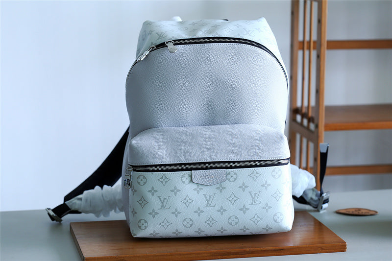 I W Fashion Lu-Vi bags - 9766