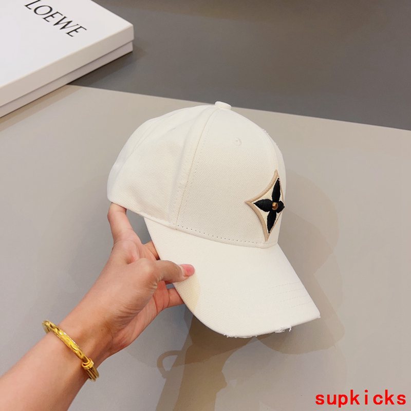 Louis Vuitton Luxury Cap