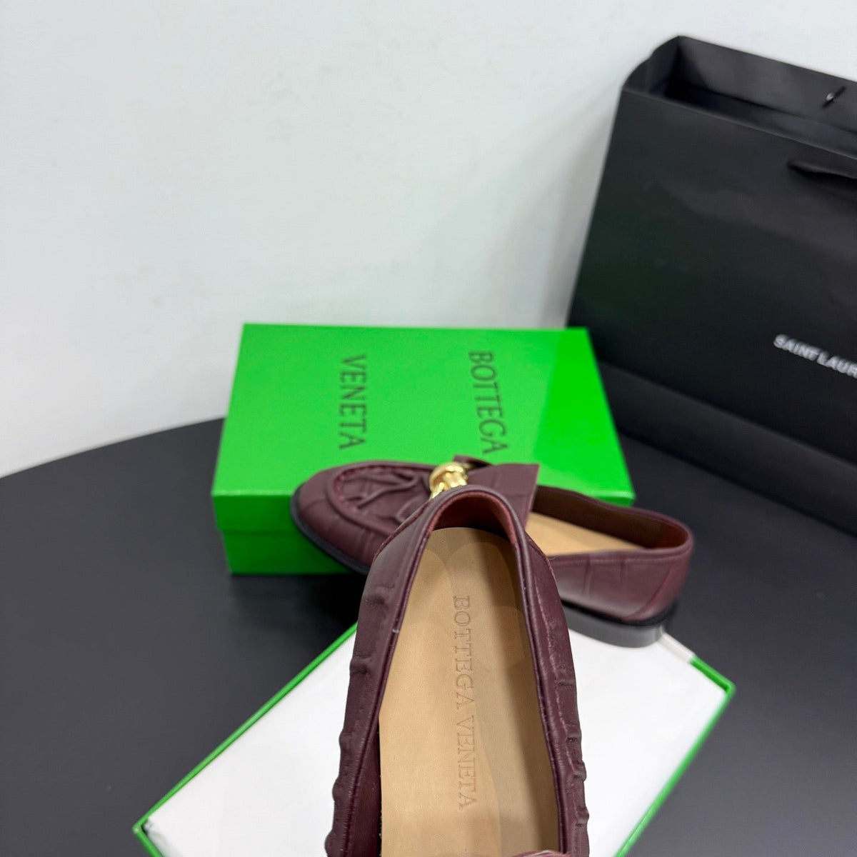 BOTT V LOAFERS