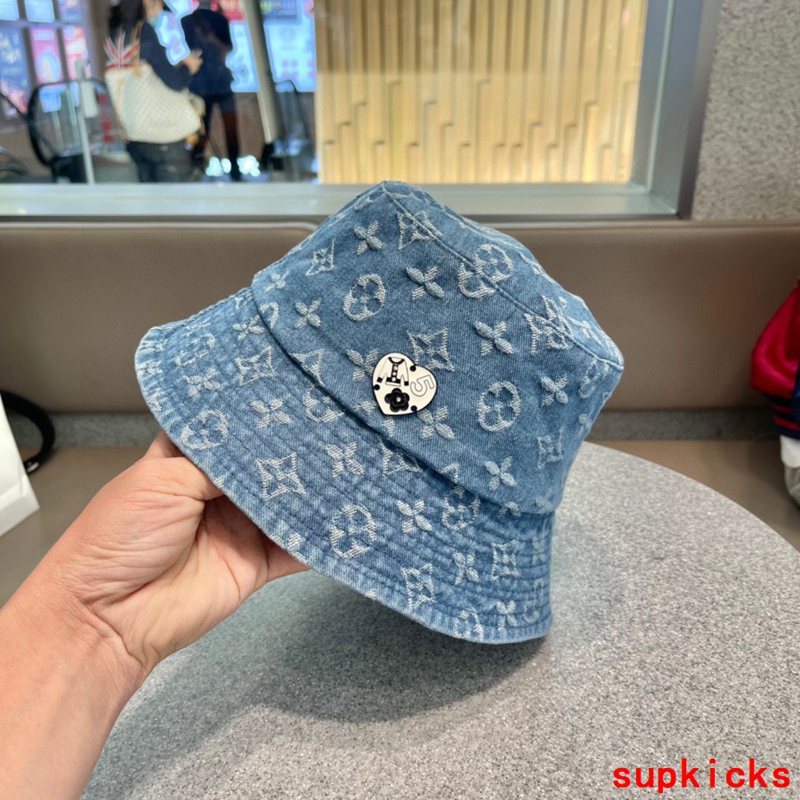 Louis Vuitton Luxury Cap