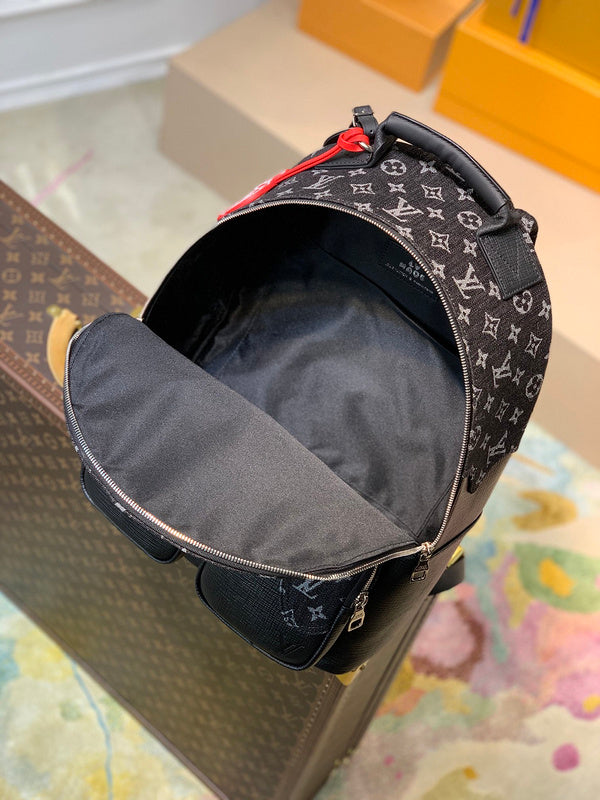 I W Fashion Lu-Vi bags - 17197