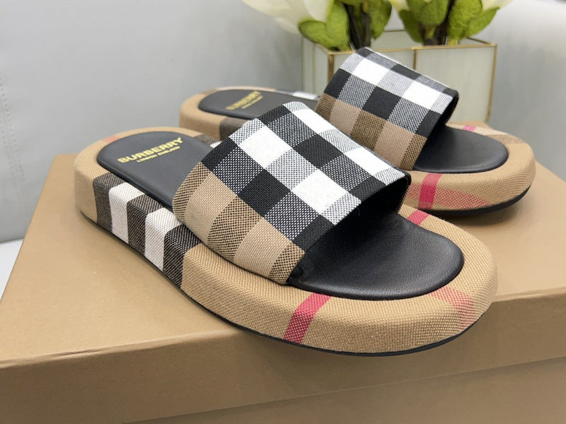 Burberry Luxury Shoes
