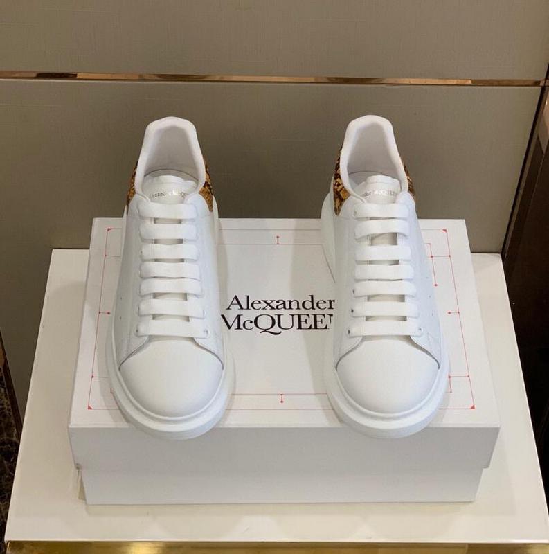 Mila's Edit - AQ Men SHoes - 390