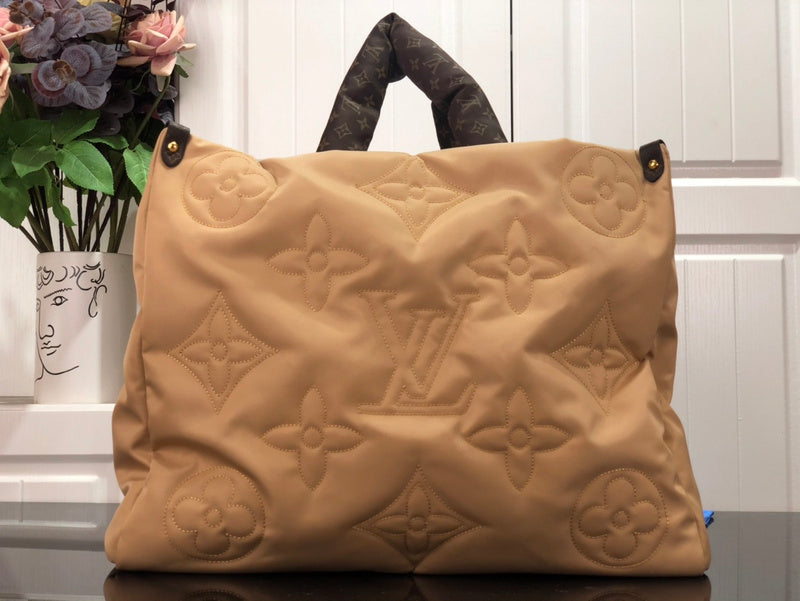 I W Fashion Lu-Vi bags - 17251