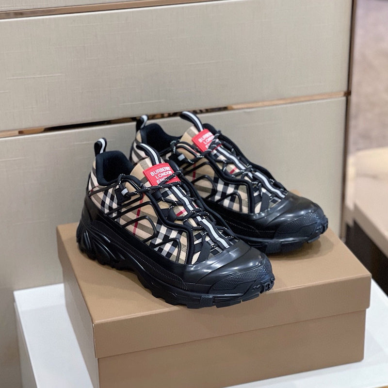 Burberry Luxury Shoes