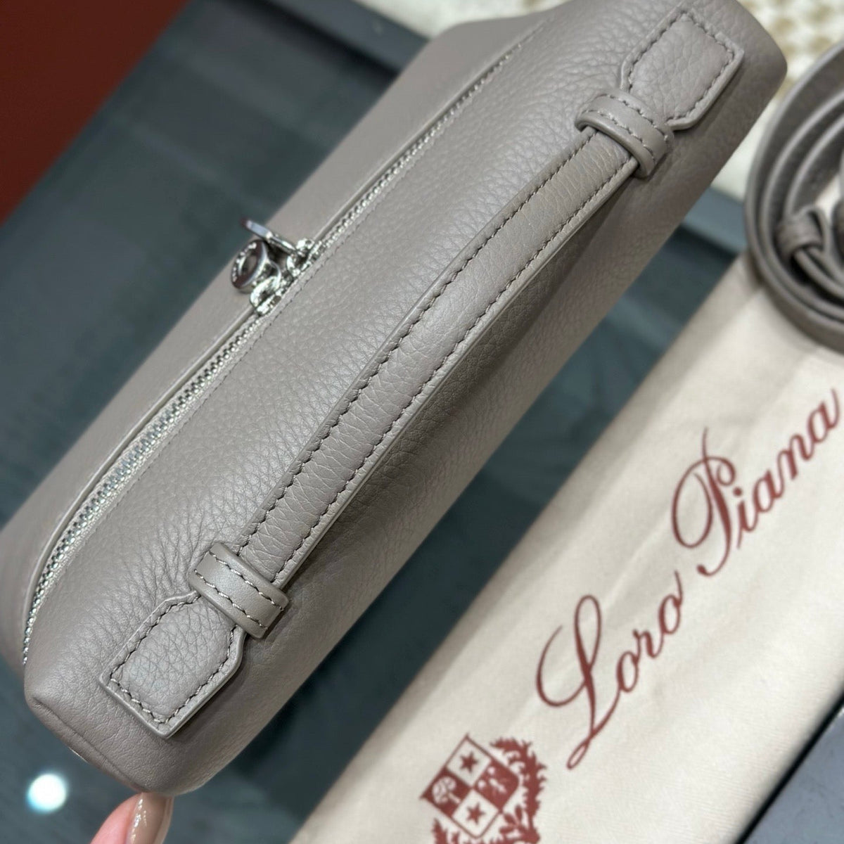LORO P EXTRA POCKET L19 BAG