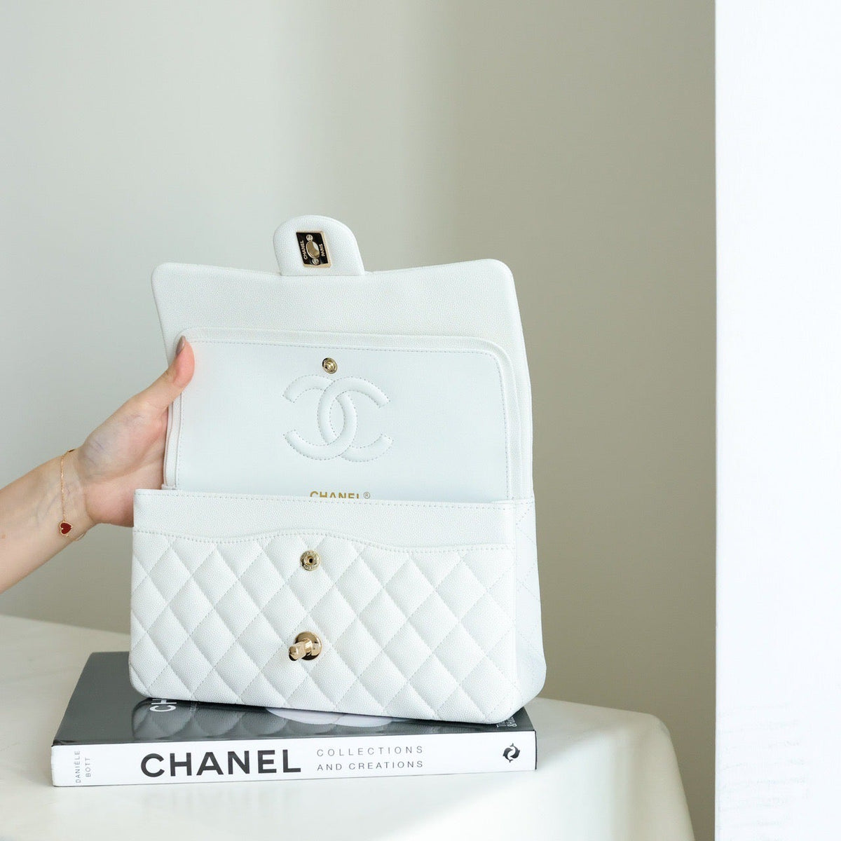 CC CLASSIC FLAP BAG