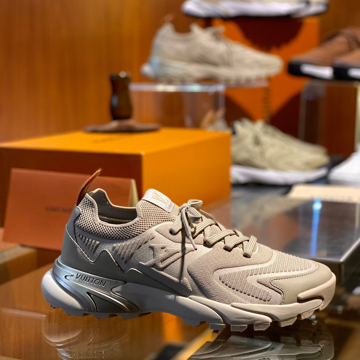 LOU RUNNER TATIC TRAINERS