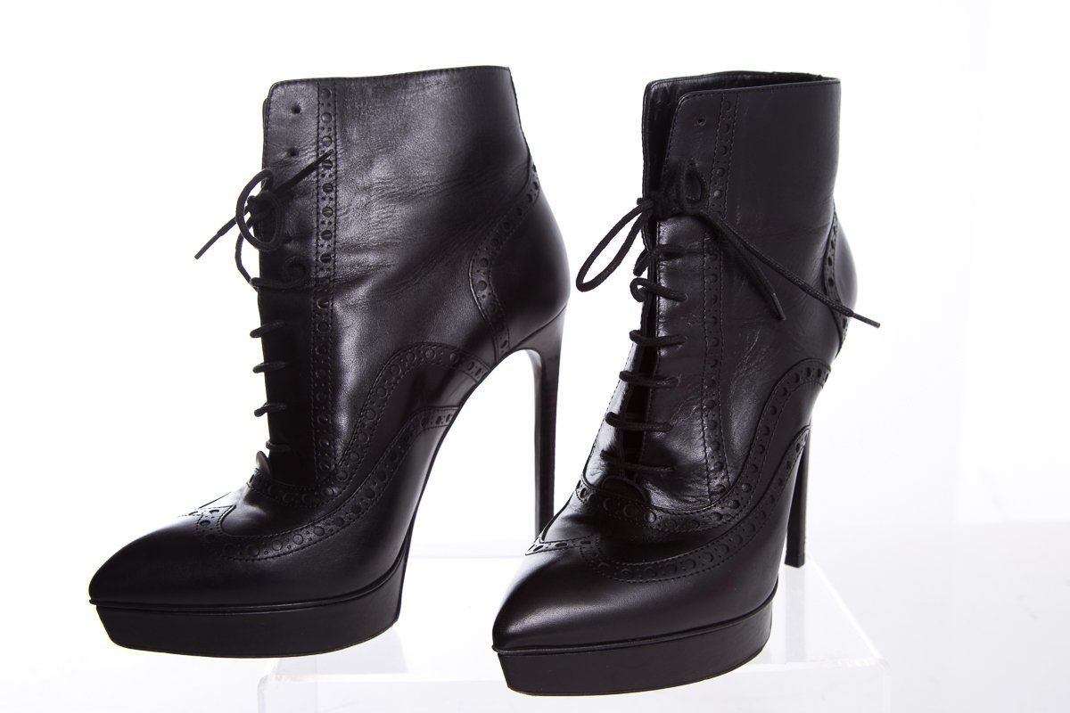 Yves Saint Laurent Black Leather Lace-Up Pointed-Toe Boots SZ 39