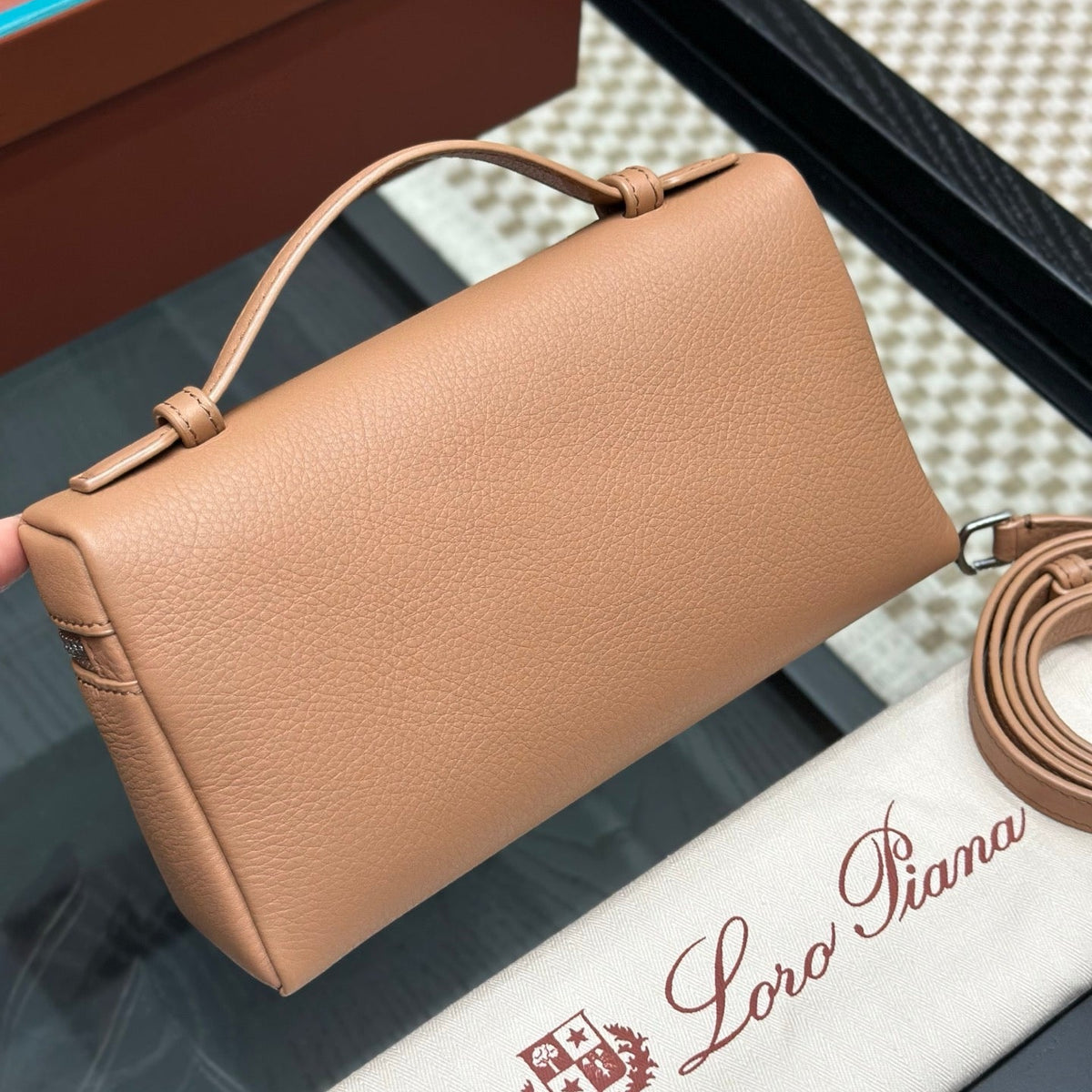 LORO P EXTRA POCKET L19 BAG