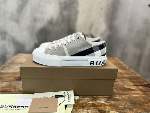 Burberry Luxury Shoes