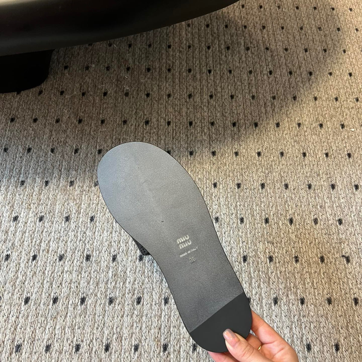 MIU M SLIDES