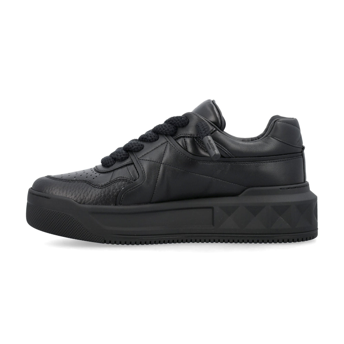 ONE STUD SNEAKERS