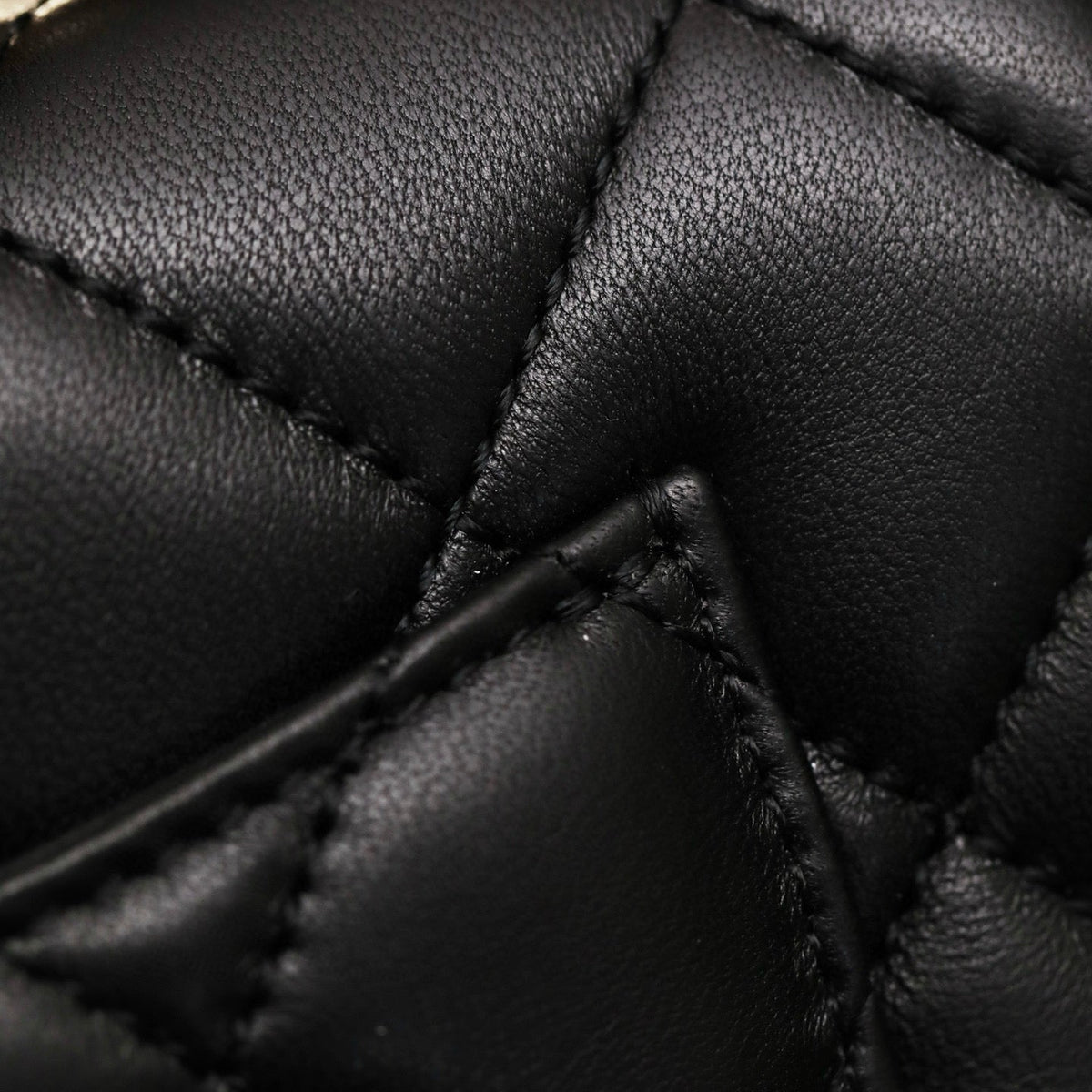 CC 24C MINI TRENDY BAG