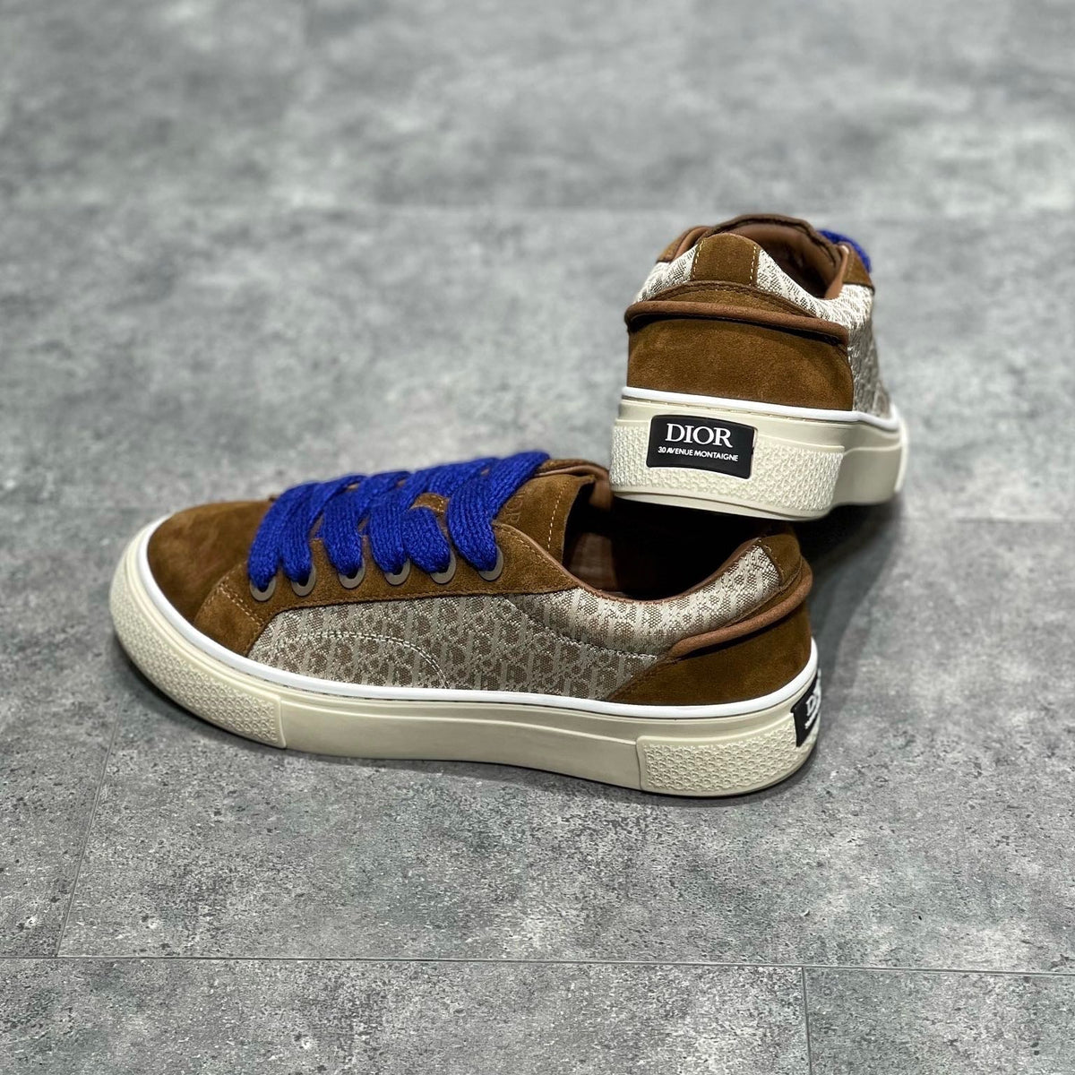 CD B33 SNEAKER