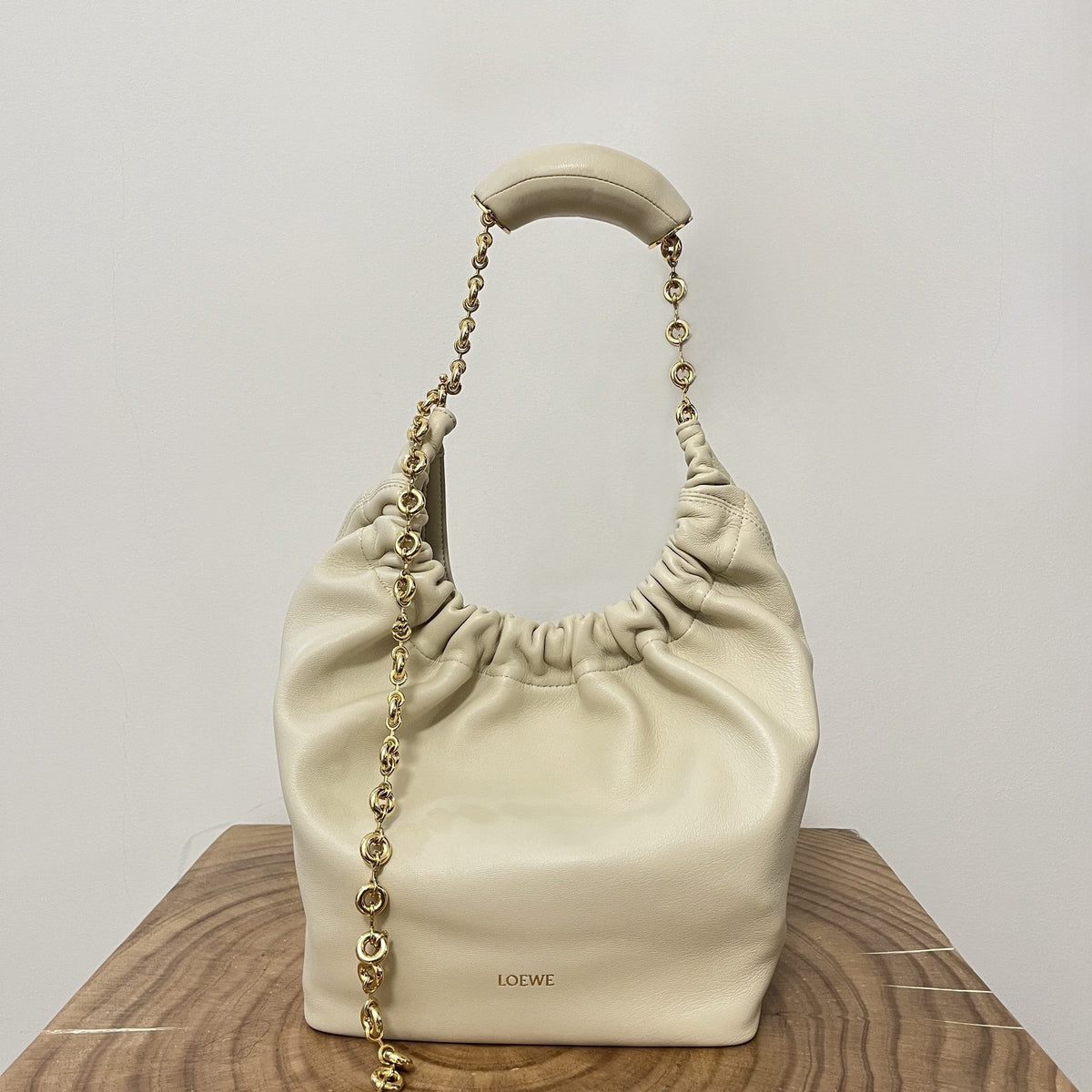 LOEW SMALL SQUEEZE BAG