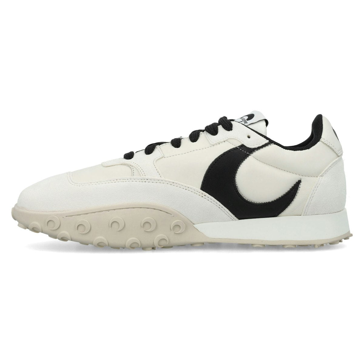 LOW-TOP MOON SNEAKER