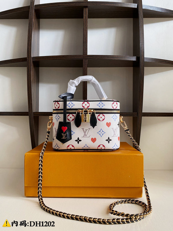 LOV2 Bags - Luxurious Bags  2678