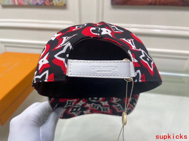 Louis Vuitton Luxury Cap