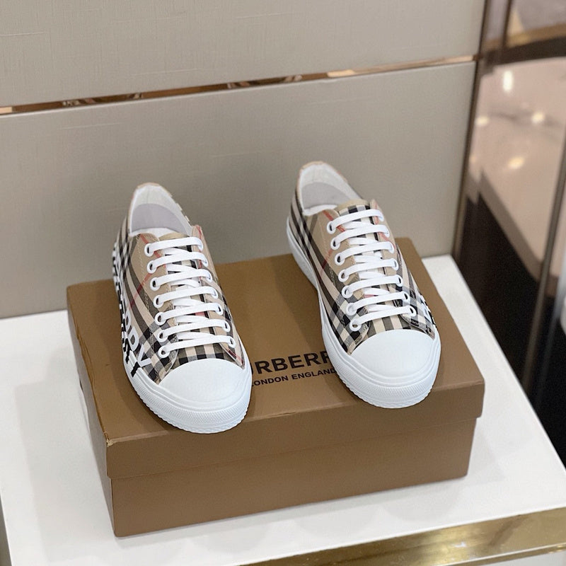 Burberry Luxury Shoes
