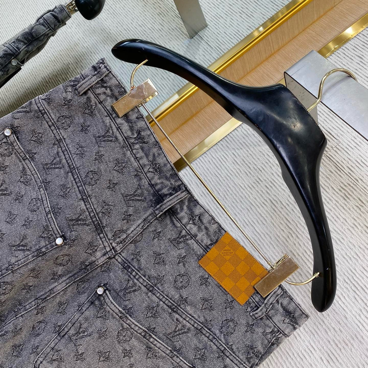 LOU DENIM SHORTS