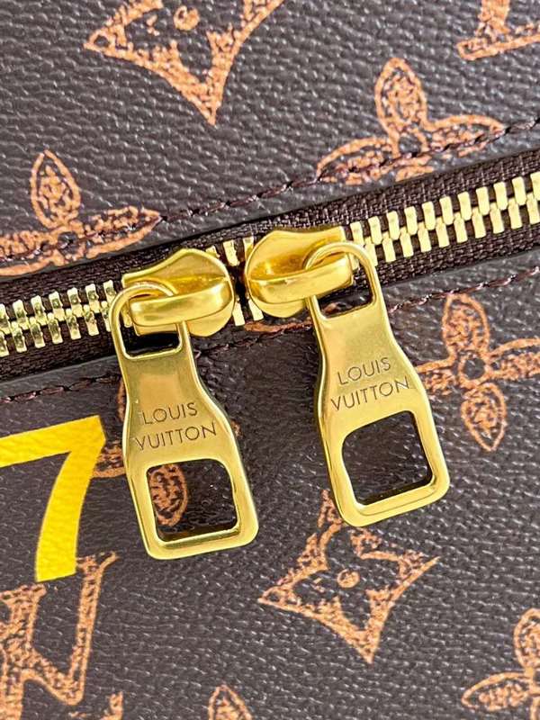 LOV2 Bags - Luxurious Bags  605