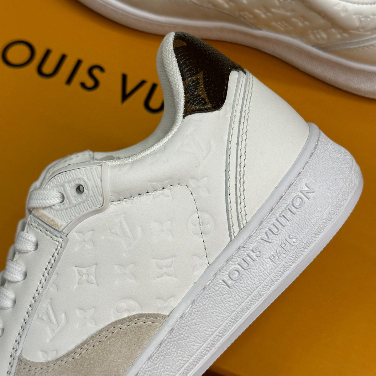 LOU TRAINERS